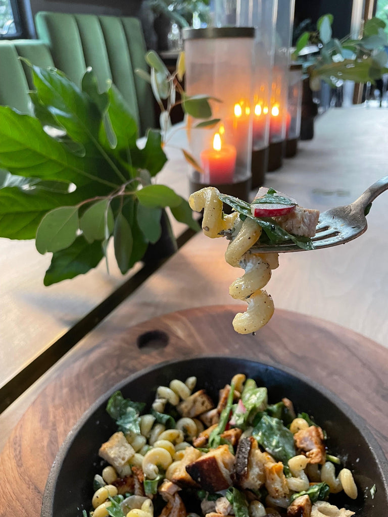 Apricot-BBQ Chicken with Cavatappi pasta salad